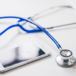 Cum să folosim smartphone-ul în mod sănătos în activitatea medicală
