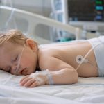 Poziționarea în decubit ventral la sugarii cu bronșiolită acută:  date din trialul PROPOSITIS
